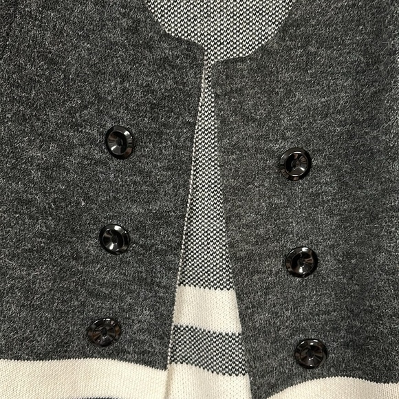 Baciano Charcoal Grey and white Color Block / Striped Knit Long Cardigan, XL - Picture 3 of 9